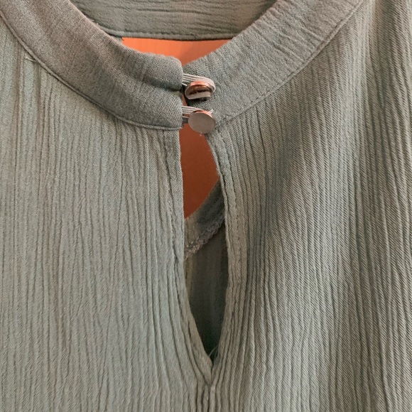 Seafoam Green hi-lo Surplice Tunic - Torrid - Picture 4 of 5